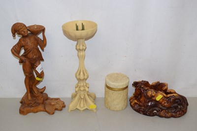 Lot 536 - Mixed lot of various resin figures
