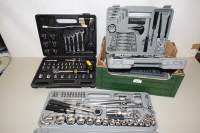 Lot 536 - Mixed lot of various cased tools