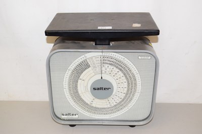 Lot 613 - A Salter tabletop weight set
