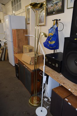 Lot 682 - A pair of floor lamps