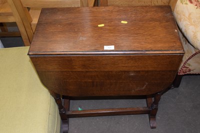 Lot 731 - A folding table