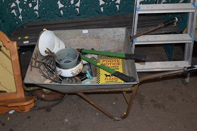 Lot 798 - A wheelbarrow and contents