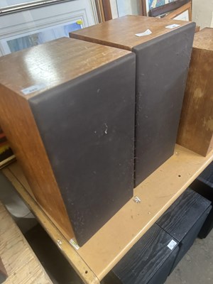Lot 685 - A pair Lentek S4 speakers