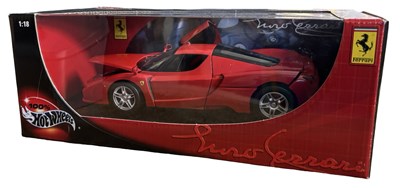 Lot 156 - A boxed Hotwheels 1:18 scale Ferrari Enzo