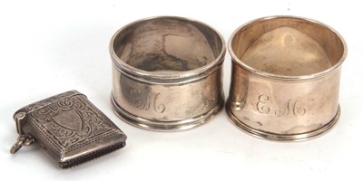 Lot 44 - Mixed Lot: Two hallmarked silver serviette...
