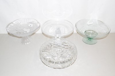 Lot 20 - Group of four various clear glass bowls and a...