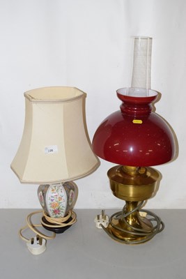 Lot 226 - Two table lamps