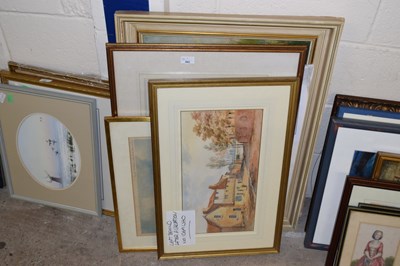 Lot 362 - Mixed Lot: Various prints and pictures to...