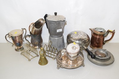 Lot 530 - Mixed lot of various brass, pewter wares