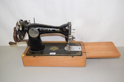 Lot 549 - A Singer sewing machine