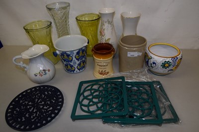 Lot 663 - Mixed lot of vases, trivets etc