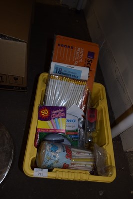 Lot 713 - Box of various stationery