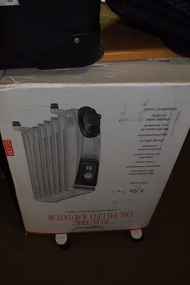 Lot 747 - A boxed electrical oil radiator