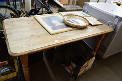 Lot 768 - Pine kitchen table