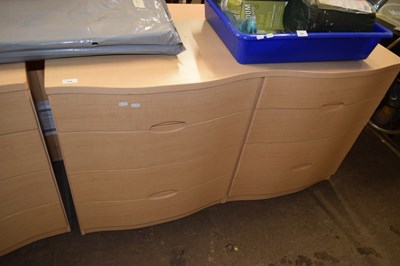 Lot 848 - Modern chest of drawers