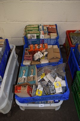 Lot 888 - Six boxes of various fixtures and fittings