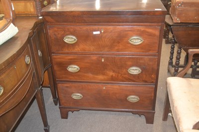 Lot 400 - A small late Georgian mahogany chest of three...