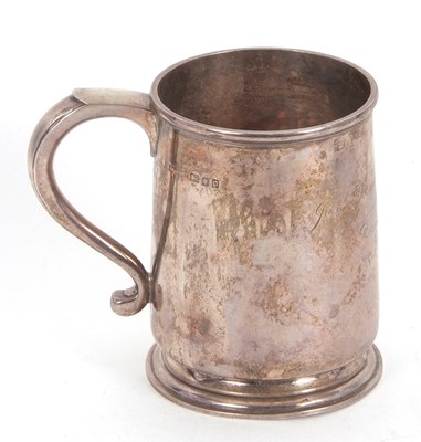 Lot 91 - A George V Asprey & Co silver tankard of...