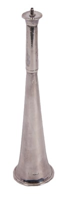 Lot 101 - An early 20th Century silver hunting horn...