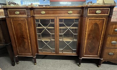 Lot 422 - A late 19th or early 20th Century mahogany and...