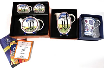 Lot 306 - A Bonjour tea set based on the blue furs...