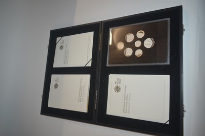 Lot 325 - A '2008 United Kingdom Coinage Royal Shield of...