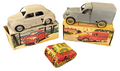 Lot 177 - A pair of boxed French tinplate cars [lacking...