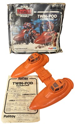 Lot 92 - A boxed Kenner Twin-Pod Cloud car from The...