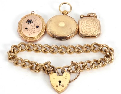 Lot 160 - A mixed lot of gold plated jewellery: to...