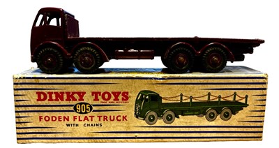 Lot 106 - A boxed Dinky 905 Foden Flat Truck, lacking...