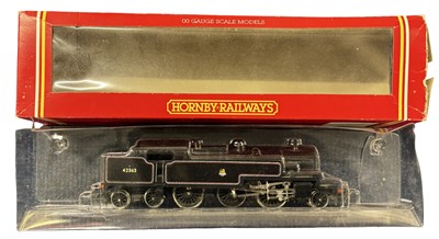 Lot 25 - A boxed Hornby 00 gauge R239 BR Locomotive,...