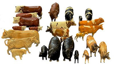 Lot 259 - A collection of Beswick cattle including bulls,...