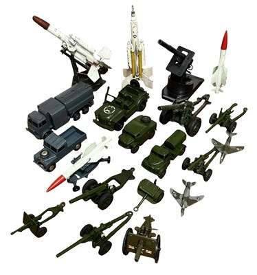 Lot 155 - A mixed lot of various military die-cast, to...