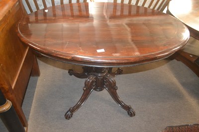 Lot 487 - A Victorian rosewood pedestal dining table,...