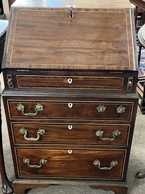 Lot 426 - Georgian style mahogany bureau of small...
