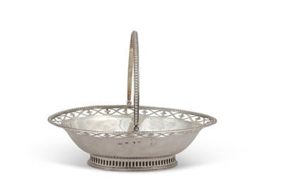 Lot 256 - A George III silver sugar or sweet meat basket...