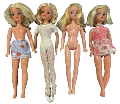 Lot 215 - Three vintage Sindy dolls, plus one other