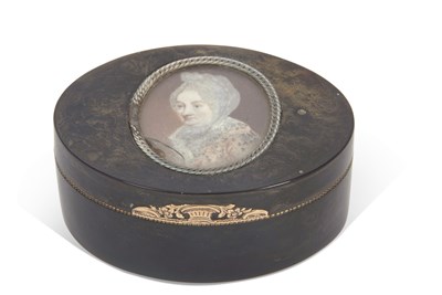 Lot 176A - An 18th Century tortoiseshell snuff box having...