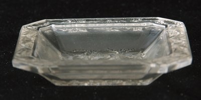 Lot 11 - Lalique pin dish with moulded design of...