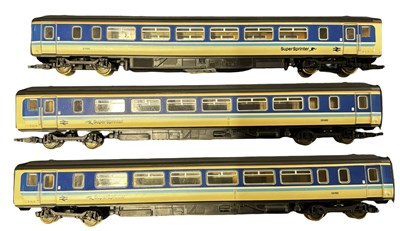 Lot 69 - A collection of 00 gauge Lima Super Sprinter...