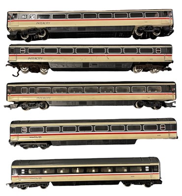 Lot 71 - A collection of five 00 gauge Intercity...