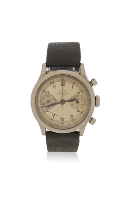 Lot 321 - A vintage Tavannes Watersport chronograph...