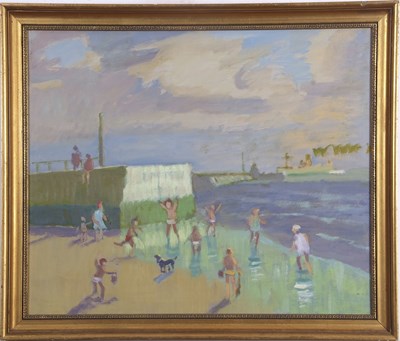 Lot 555 - Roy Hodds (1931-1987), "Gorleston Beach", oil...