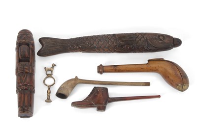 Lot 80 - A group of Treen items circa 18th/19th Century...