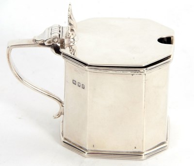 Lot 10 - A George V silver mustard pot and blue glass...