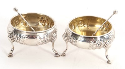 Lot 29 - Two George III silver cauldron open salts...
