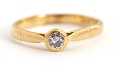 Lot 70 - An 18ct diamond ring, the round brilliant cut...