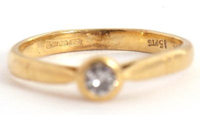 Lot 70 - An 18ct diamond ring, the round brilliant cut...