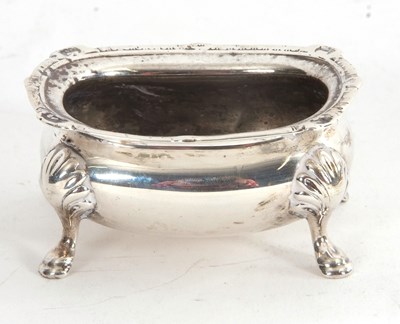 Lot 43 - An early 20th Century silver trench salt (no...