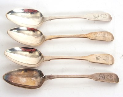 Lot 74 - Two pairs of Georgian fiddle pattern dessert...